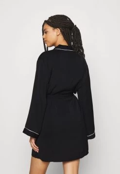 Anna Field AMANDA SATIN DRESSING GOWN - Bademantel - Black -Anna Field Angebote Store 2ed7ad8212184e4ca1dc1b97ba75f567
