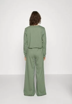 Anna Field Nachtwäsche Set - Khaki -Anna Field Angebote Store 8eaebd3ad0c54d2ca8b5c66614b78047