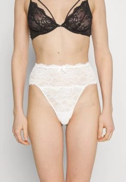 Anna Field 5 PACK - String - Red 10 Anna Field 5 PACK - String - Red -Anna Field Angebote Store c5111b68e75a4a1db36fc7df1394860a