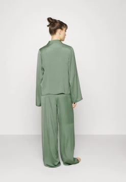 Anna Field Nachtwäsche Set - Khaki -Anna Field Angebote Store d99800aab6a04a76924dd171ae26b304