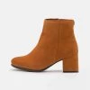 LEATHER - Stiefelette - Cognac